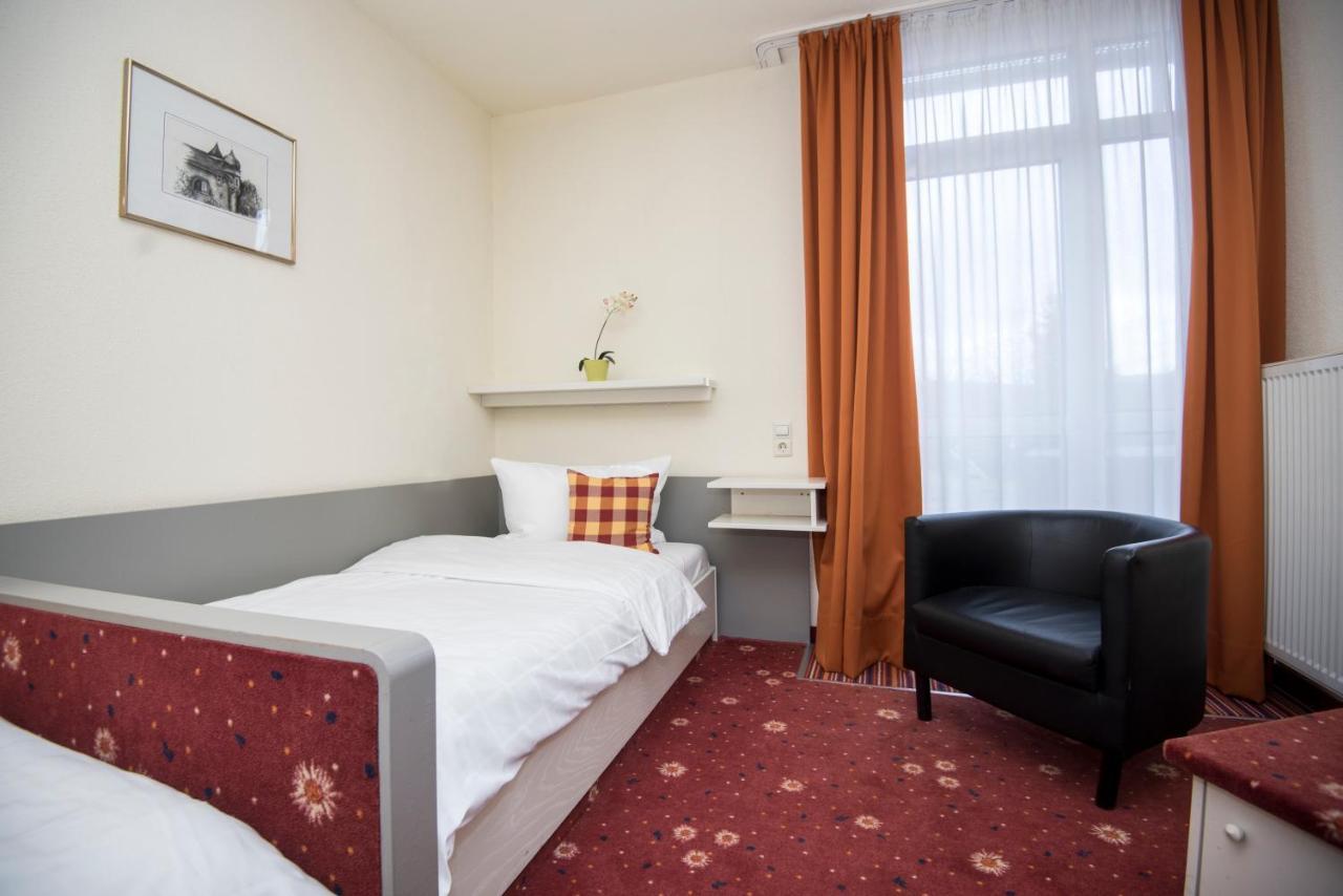 Akzent Hotel Hoehenblick Muehlhausen im Taele Екстер'єр фото