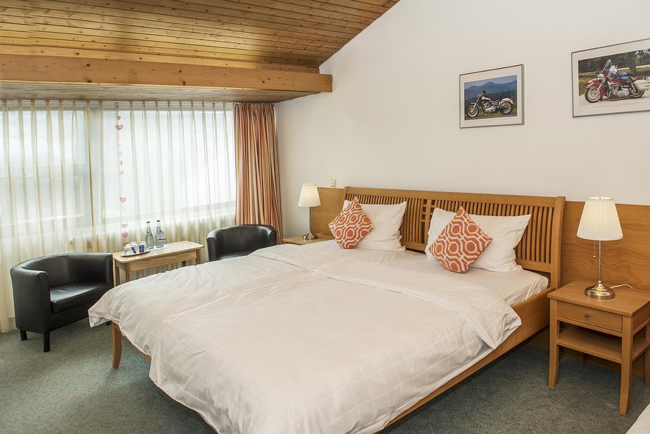 Akzent Hotel Hoehenblick Muehlhausen im Taele Екстер'єр фото